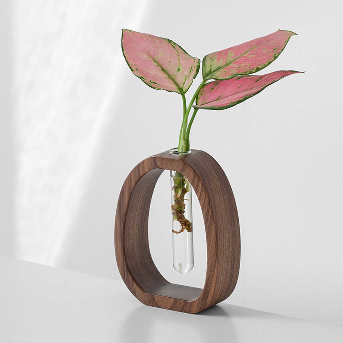 Vase - Solid Wood Vase - Desk Plant Growing Rack - Made of Wood and Bamboo - Enhances the modern decor of your home and office environment (S: 9.5*7*4 cm)